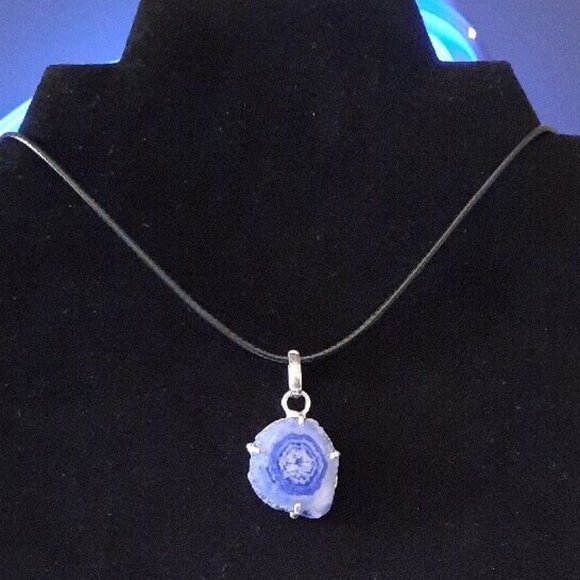 NEW Blue Druzy Quartz Geode Pendant On Black Leather 20" Cord - Picture 2 of 3